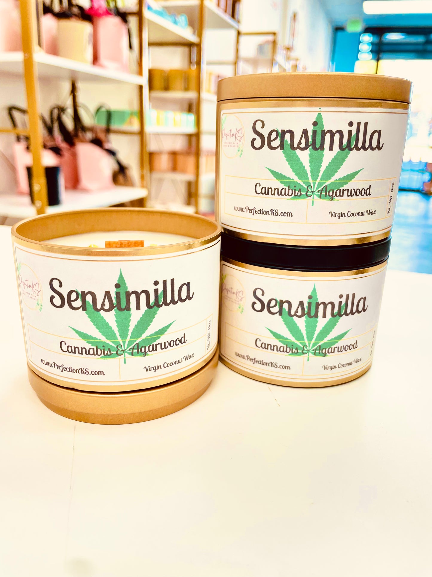 Cannabis y madera de agar